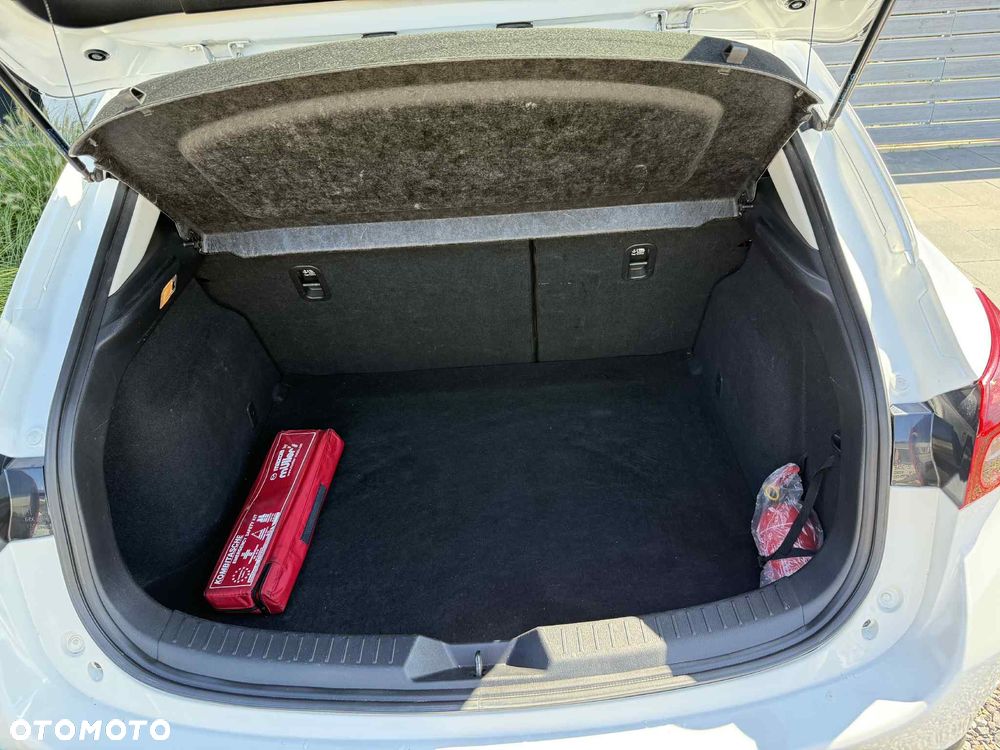 Mazda 3 SKYACTIV-D 150 Automatik Sports-Line - 14