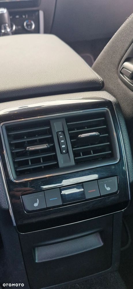 Skoda Superb ver-1-5-tsi-style - 17