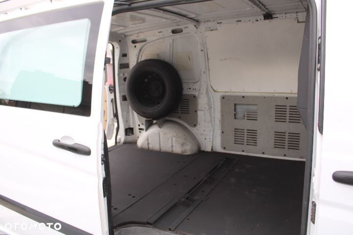 Mercedes-Benz VITO 109 / 2,2 CDI_ŁADNY_ZERO RDZY_2009 Rok_KLIMATYZACJA_DOKA_DUBEL_ZAREJESTROWANY_ - 16
