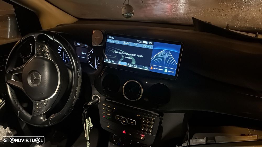 Mercedes-Benz B 200 CDI (BlueEFFICIENCY) - 9