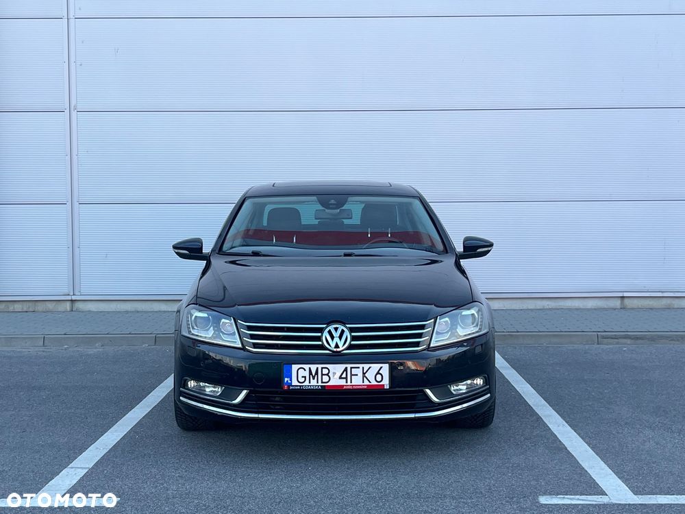 Volkswagen Passat 2.0 TDI 4Mot Highline DSG - 2