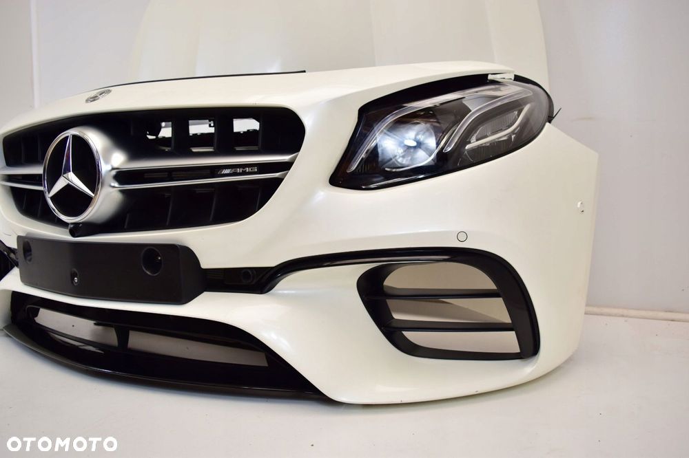 MERCEDES W213 E63 AMG ZDERZAK MASKA WZMOCNIENIE - 2