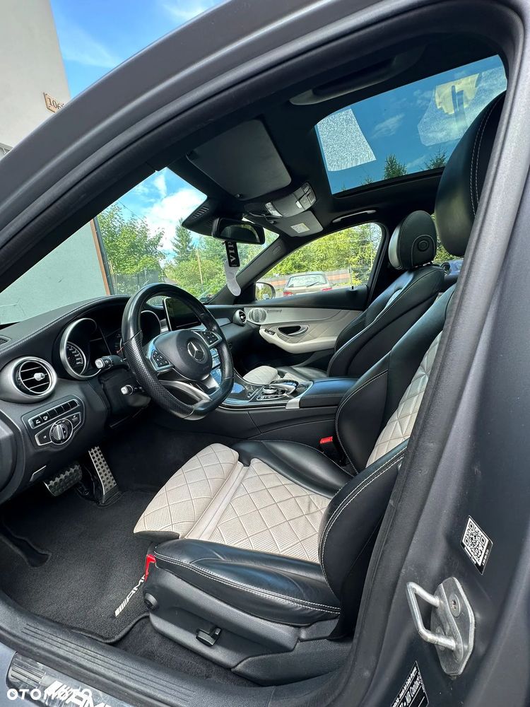 Mercedes-Benz Klasa C AMG 43 4-Matic - 7