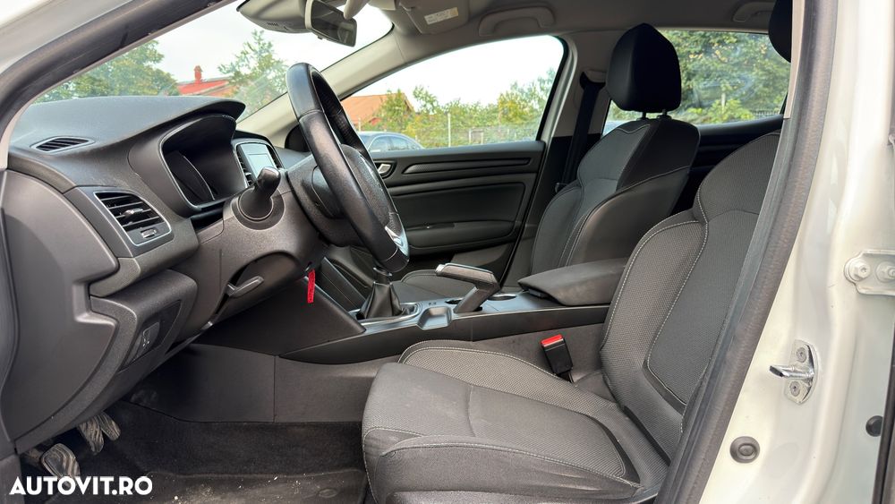 Renault Megane - 6