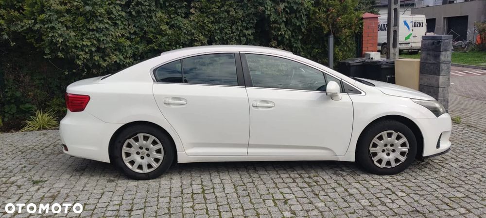 Toyota Avensis 2.0 D-4D Active - 1