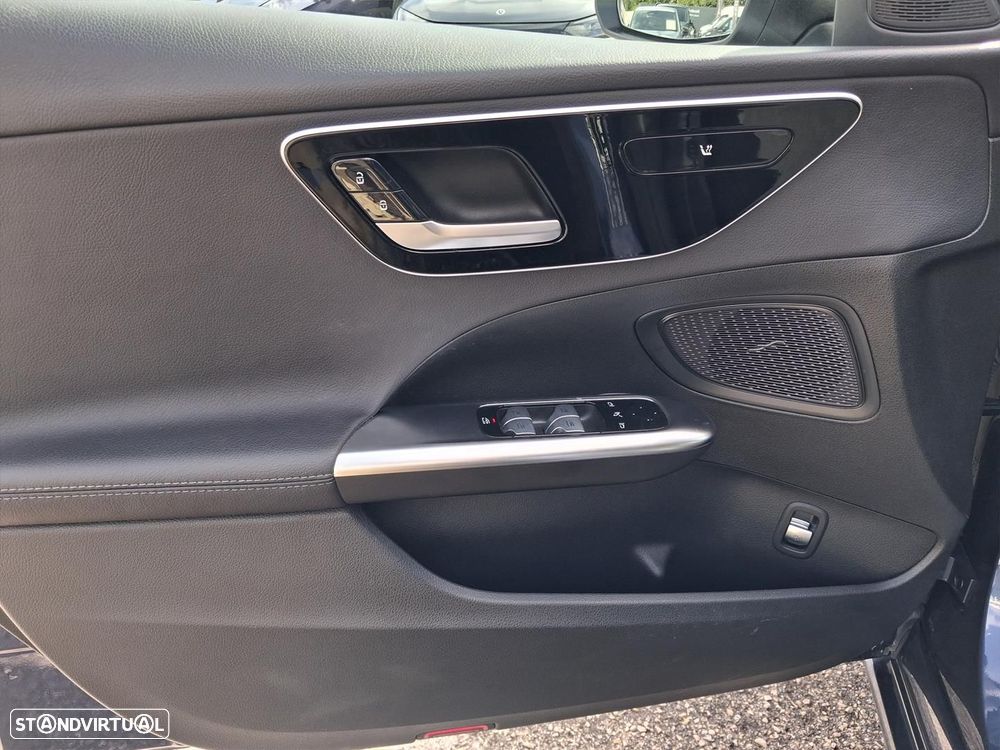 Mercedes-Benz C 300 de Avantgarde - 8