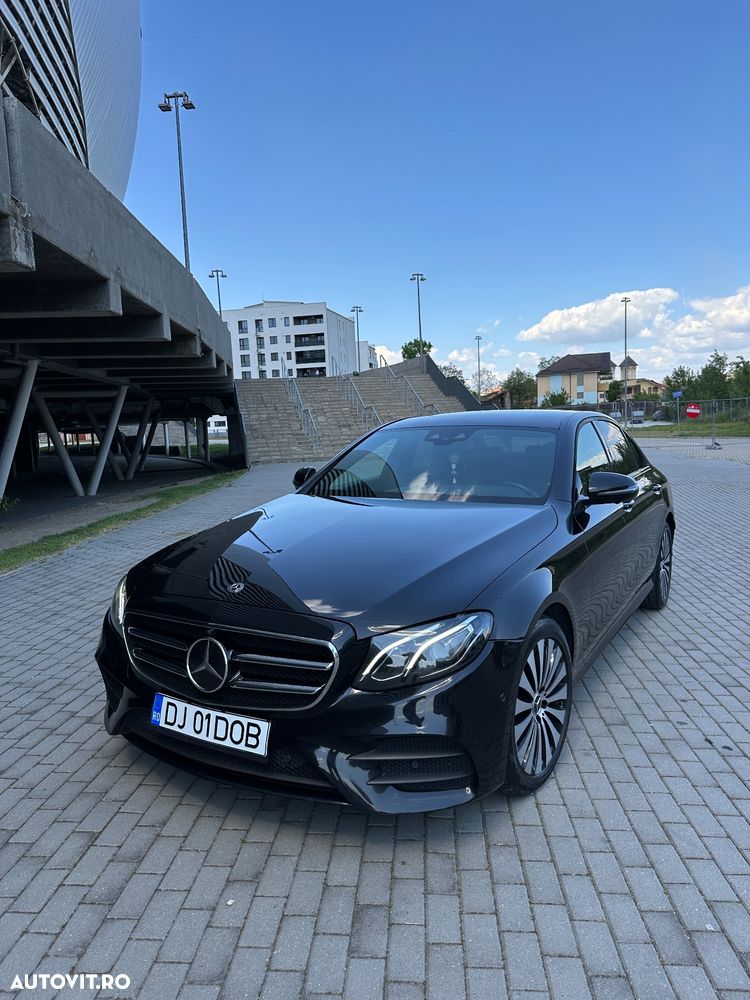 Mercedes-Benz E 200 4MATIC Aut. - 1