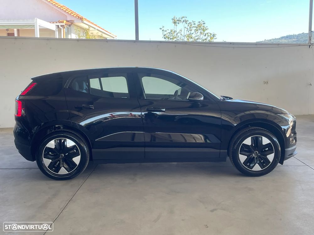 Volvo EX30 51 kWh Single Motor Black Edition - 6