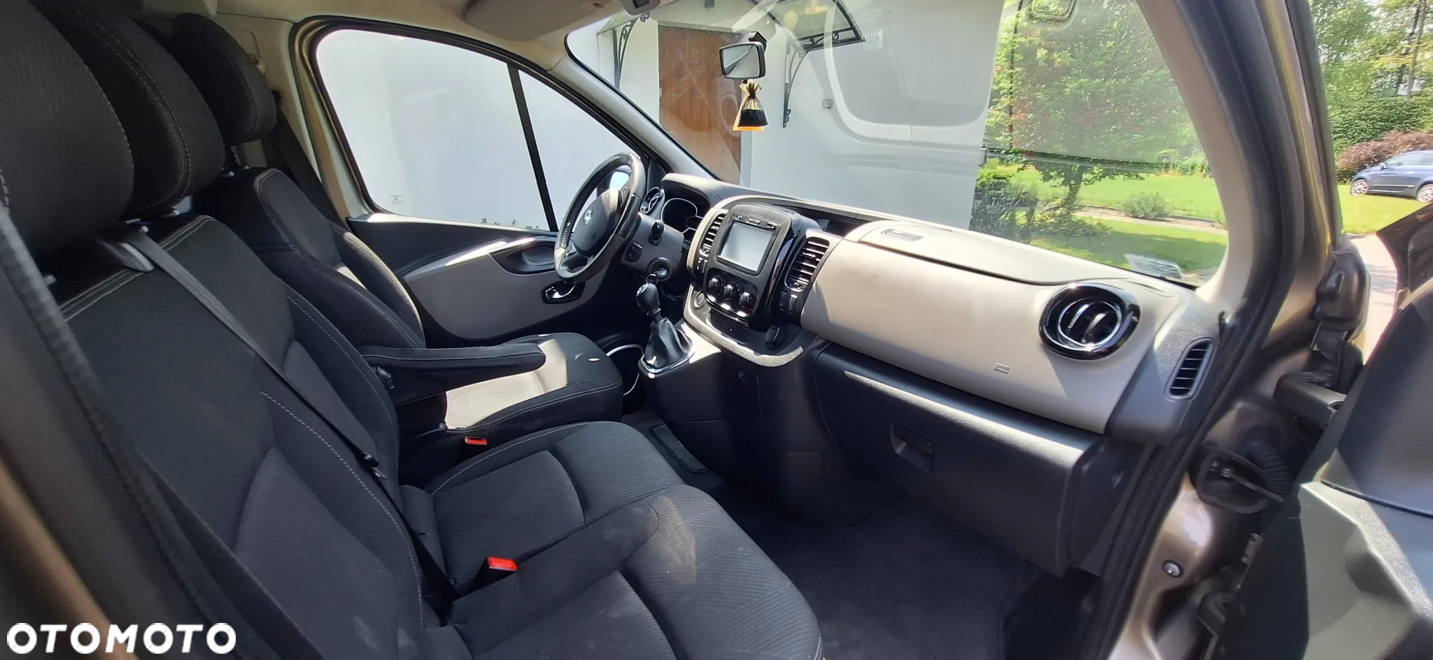 Renault Trafic 1.6 dCi 115 Grand Combi L2H1 Expression - 12