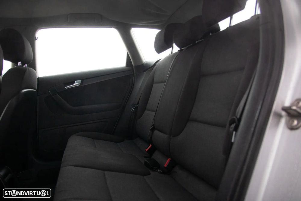 Audi A3 Sportback 1.6 TDI Attraction - 16