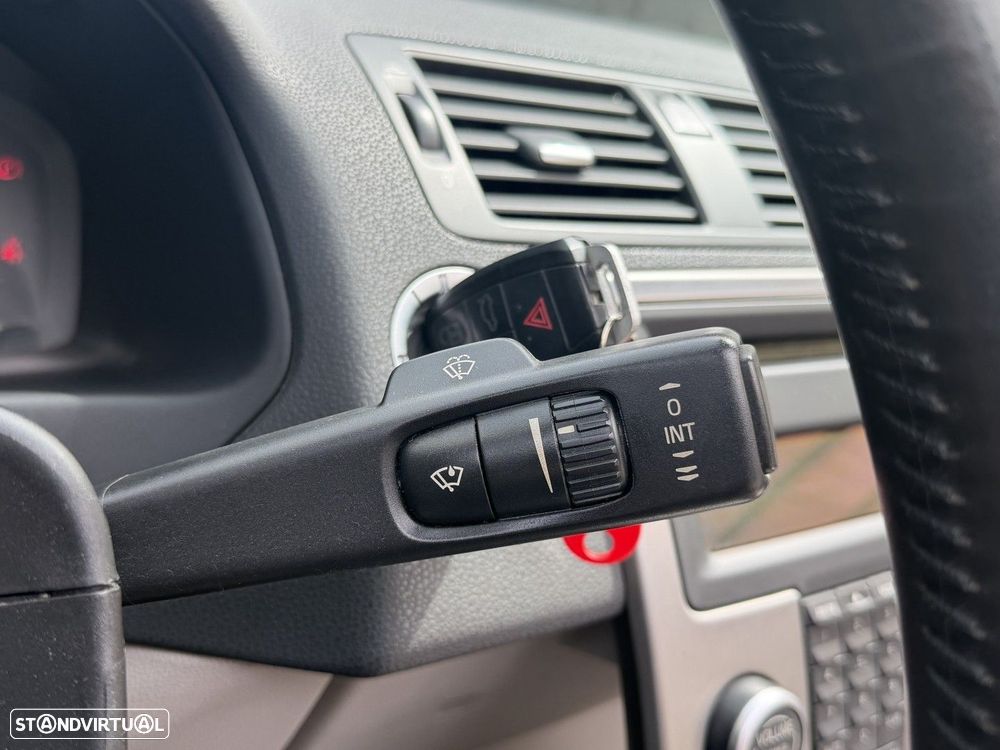 Volvo C70 2.0 D Momentum - 26