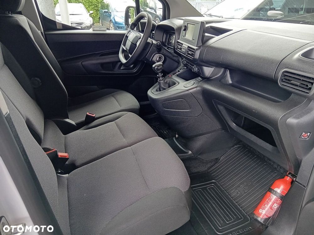 Toyota PROACE CITY - 7