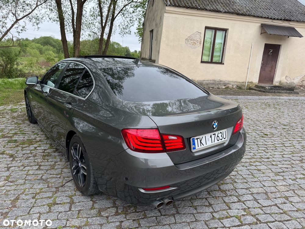 BMW Seria 5 518d Luxury Line - 15