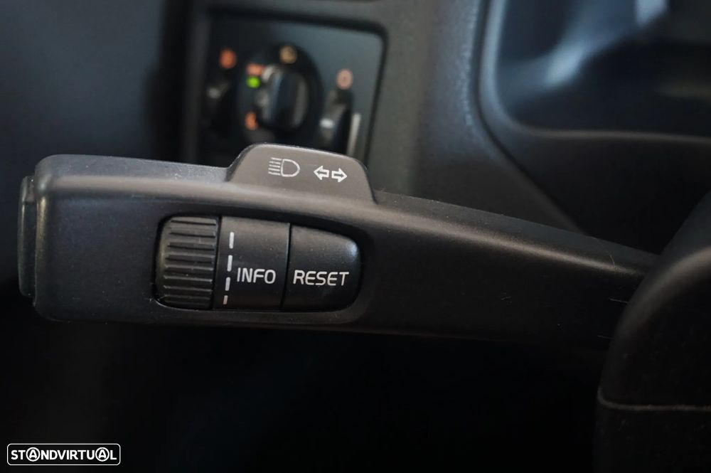 Volvo C30 1.6D DRIVe Kinetic - 10