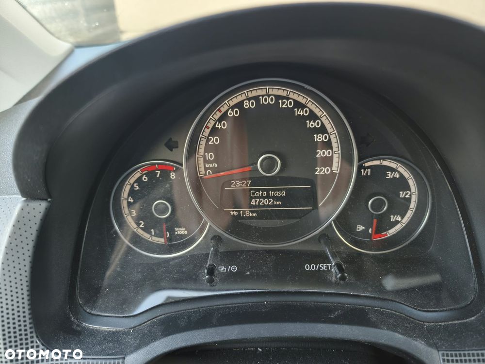 Volkswagen up! IQ.DRIVE - 10