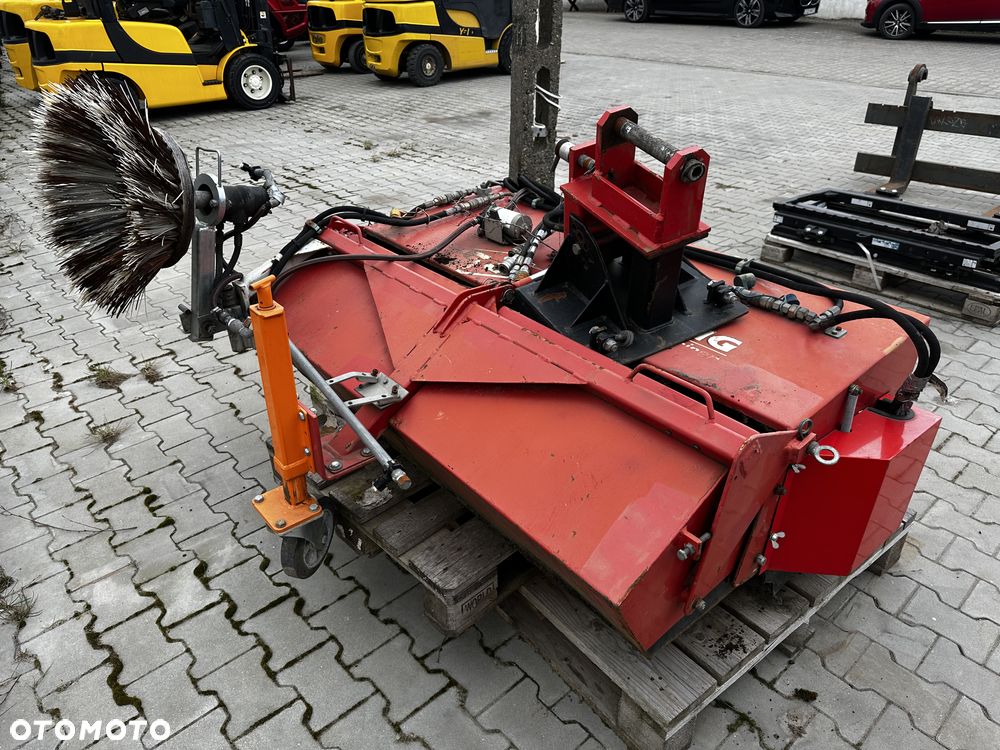 Inny GRUNIG Zamiatarka do placu - 5