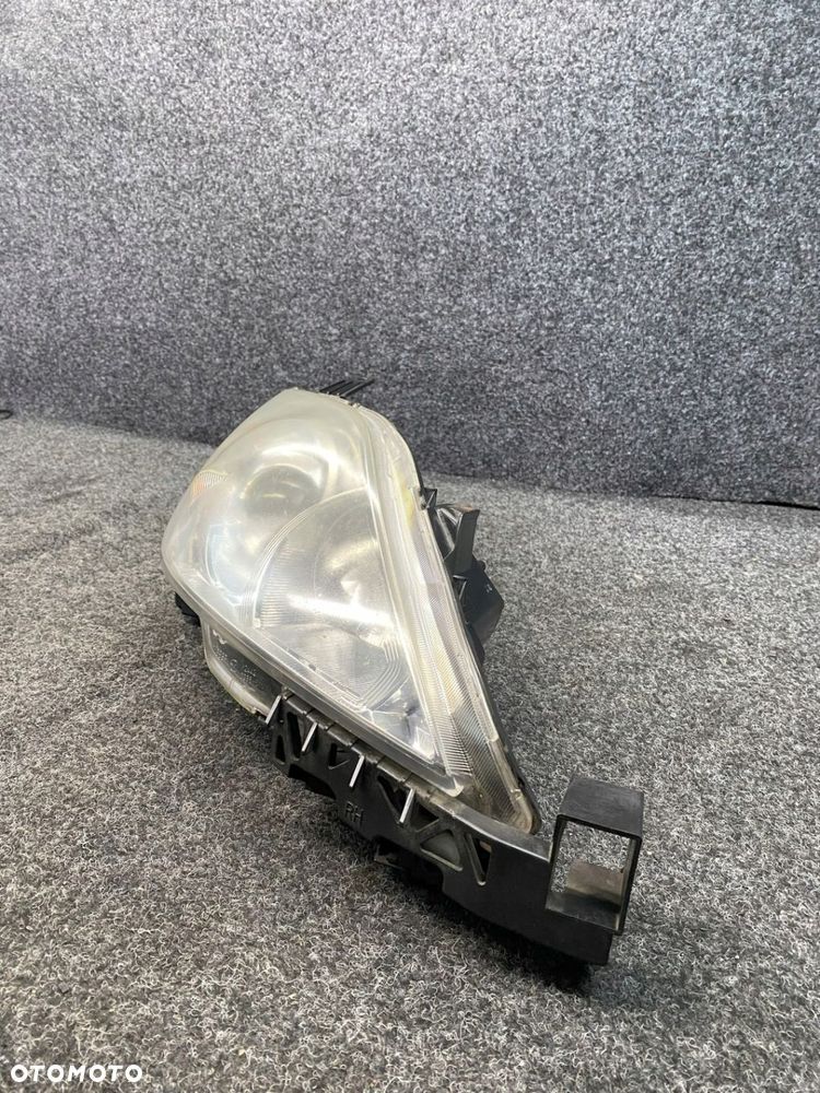 mazda 5 lampa prawa przednia p5115r - 2