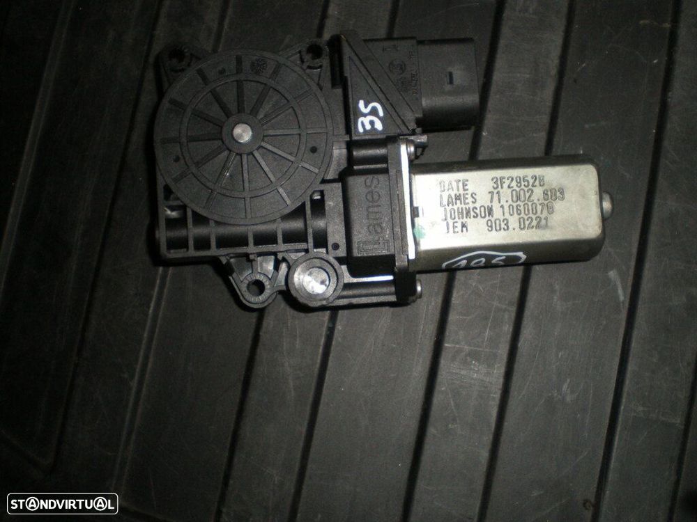 Motor Elevador Vidro 71002603 BMW SERIE 1 E87 FASE 2 2009 2.0D 116 115CV 5P PRETO TE BMW E91 2009 TE BMW E90 LCI 2009 325I 24V 220CV 4P BEGE T ESQ - 2