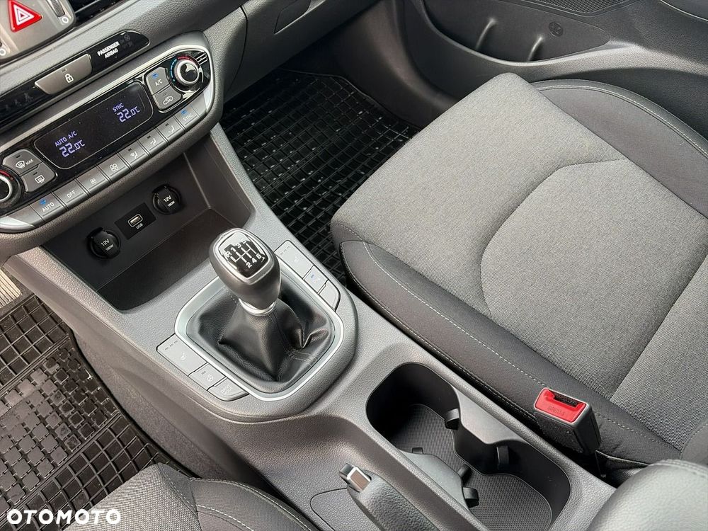 Hyundai i30 - 18