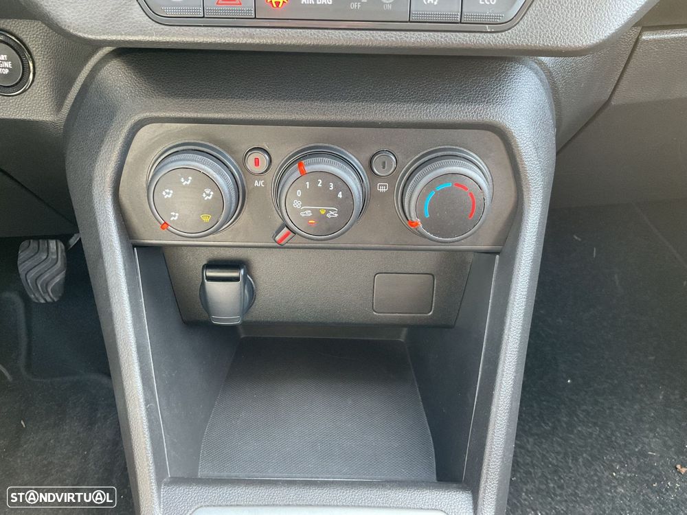 Dacia Sandero 1.0 ECO-G Expression Bi-Fuel - 27