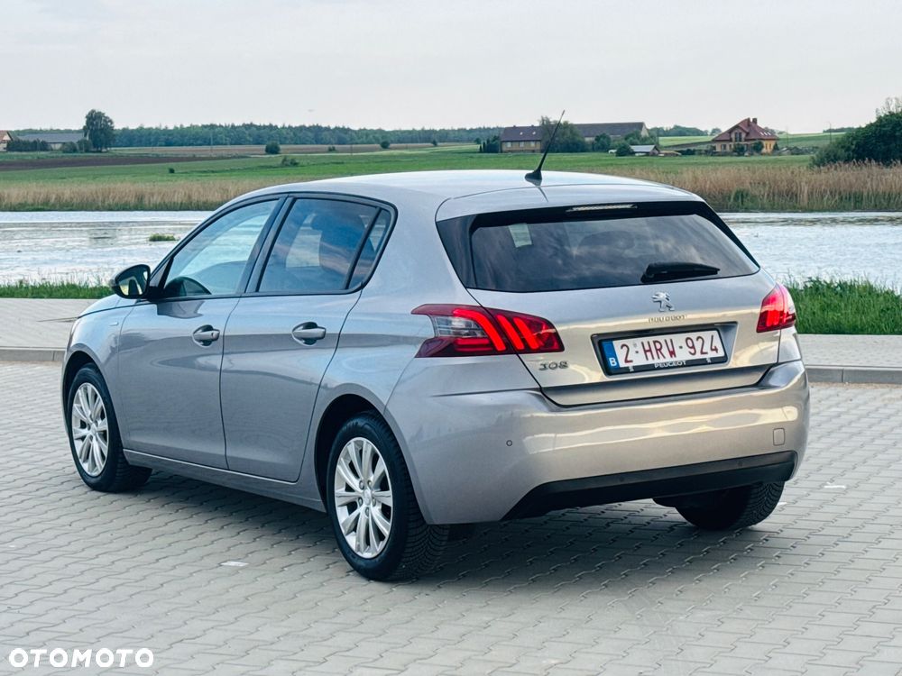 Peugeot 308 1.5 BlueHDi Business Line S&S - 17