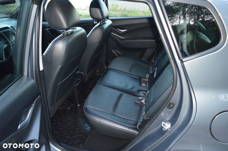Hyundai ix20 - 12