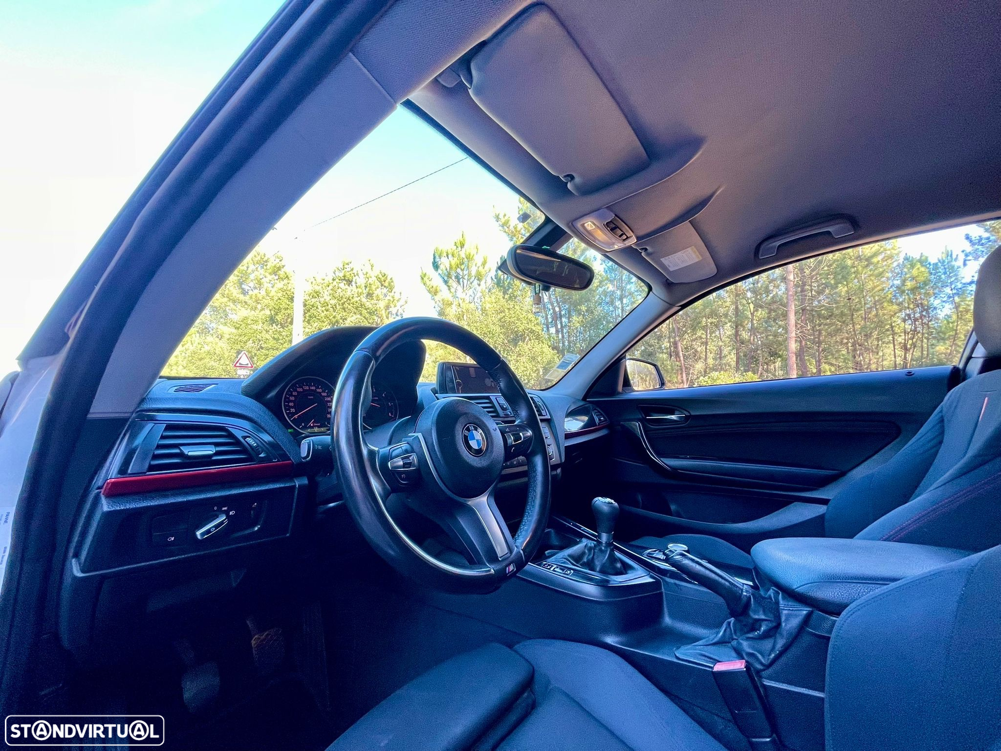 BMW 118 d Pack M - 24