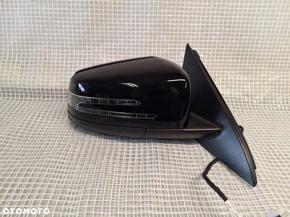 lusterko prawe  mercedes gla I x156  2013- 11 pin 74 demont europa orgin