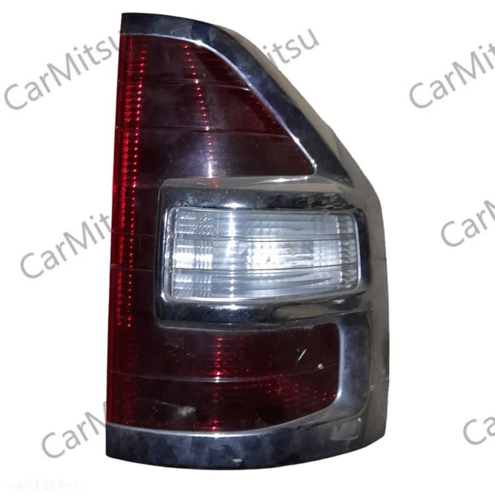 Lampy tylne Mitsubishi Pajero I/III/IV Sport L200 C-Crosser Ramki - 6