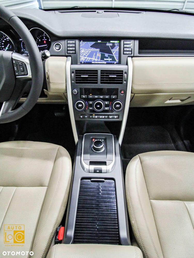 Land Rover Discovery Sport 2.0 TD4 HSE Luxury - 18