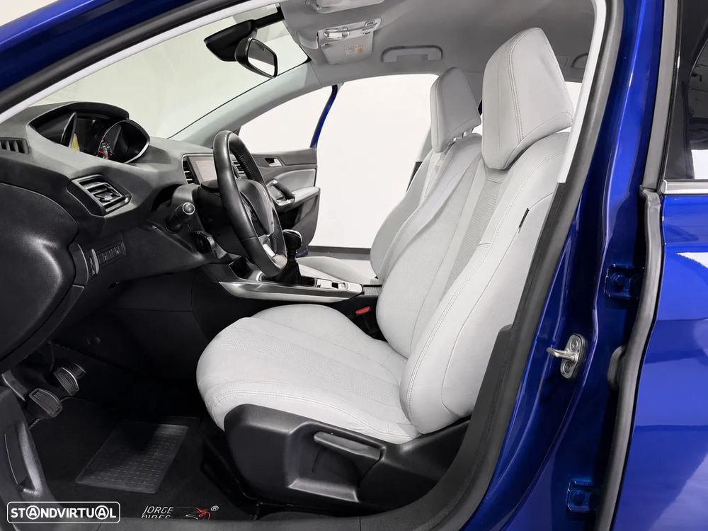 Peugeot 308 SW 1.5 BlueHDi Allure - 34