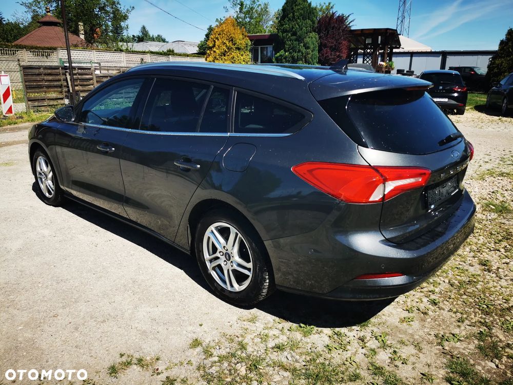 Ford Focus 1.0 EcoBoost STart-Stopp-System TITANIUM X - 3
