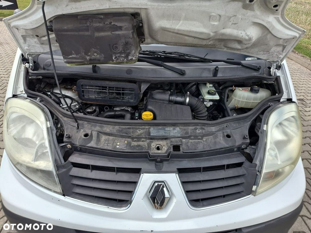 Renault Trafic - 18