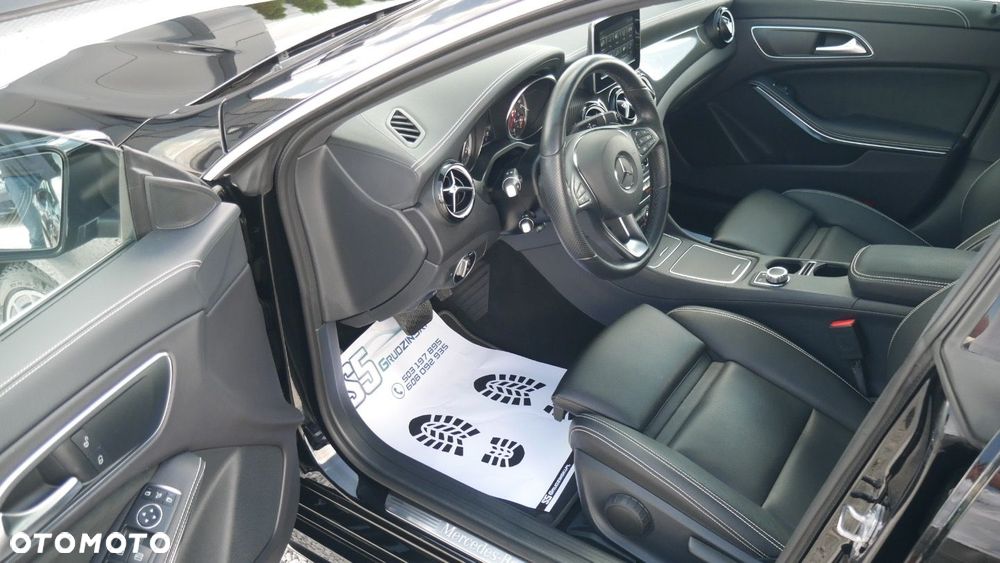 Mercedes-Benz CLA - 16