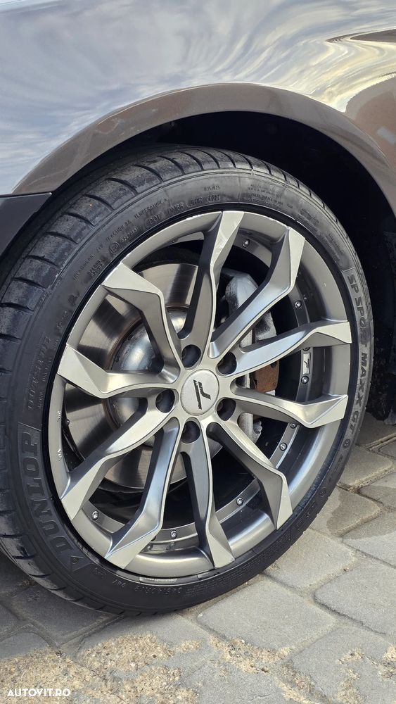 BMW Seria 5 525d xDrive Touring - 26