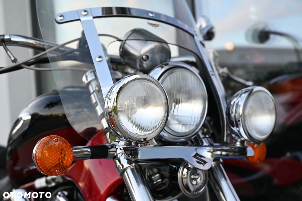 Suzuki Intruder - 38