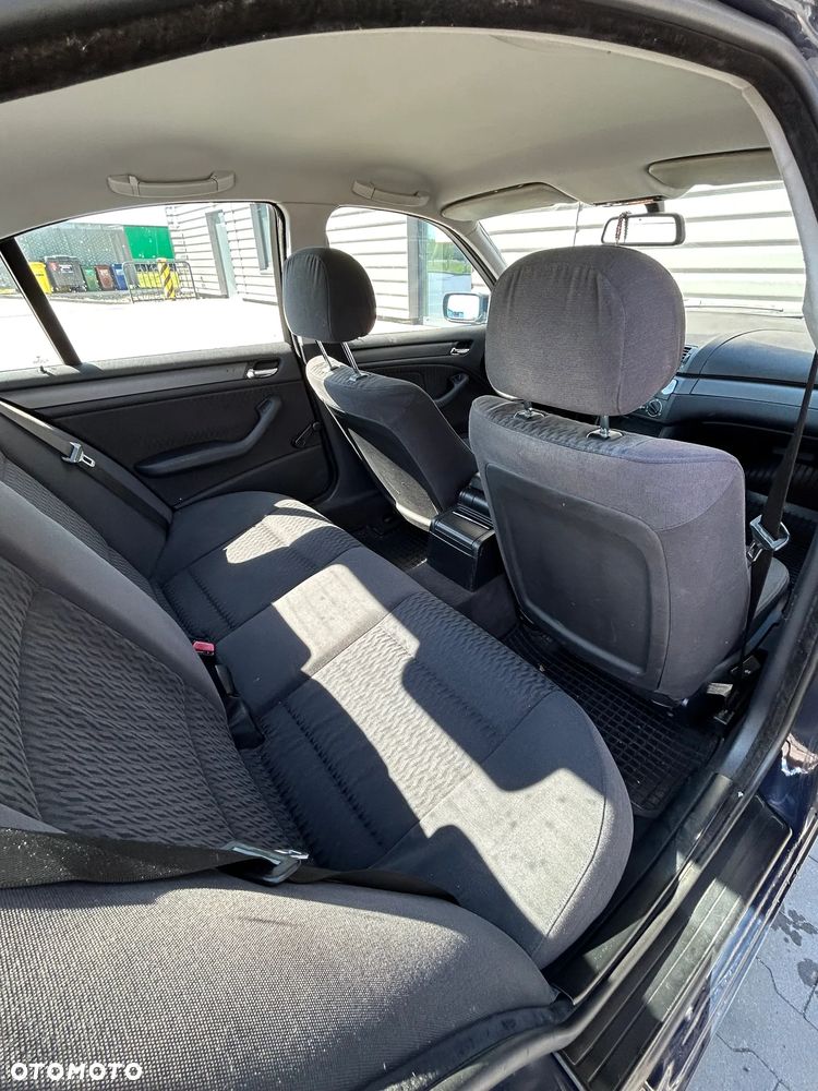BMW Seria 3 - 10