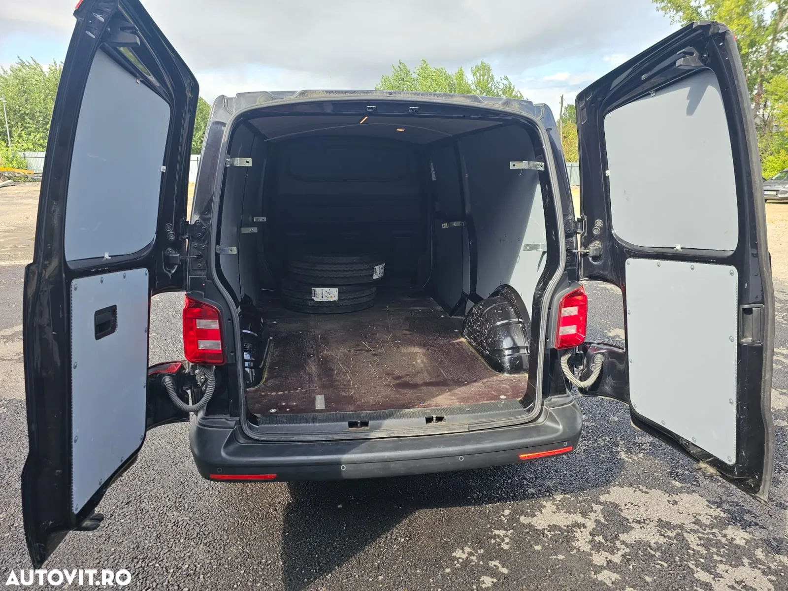 Volkswagen TRANSPORTER - 13