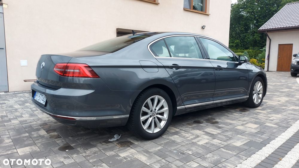 Volkswagen Passat 1.6 TDI (BlueMotion Technology) Trendline - 14