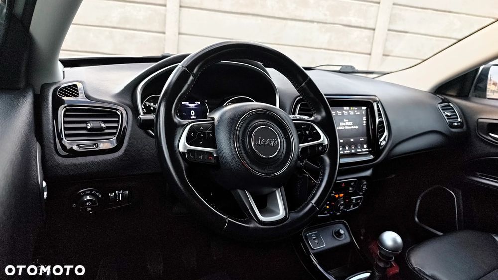 Jeep Compass 1.4 MultiAir Limited - 29