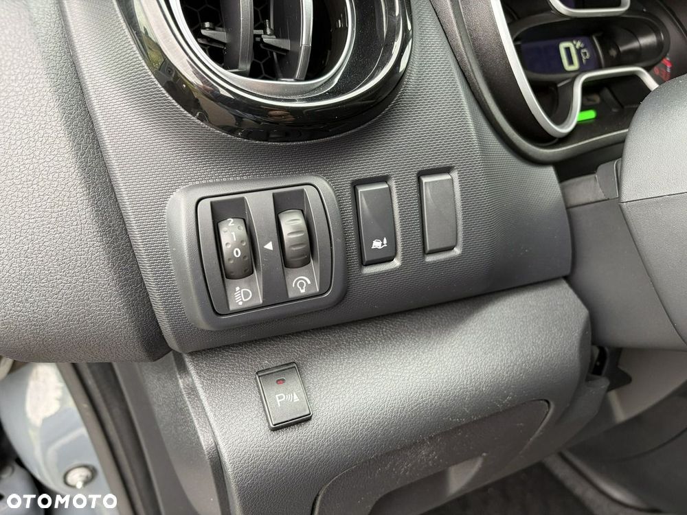 Renault Trafic - 19