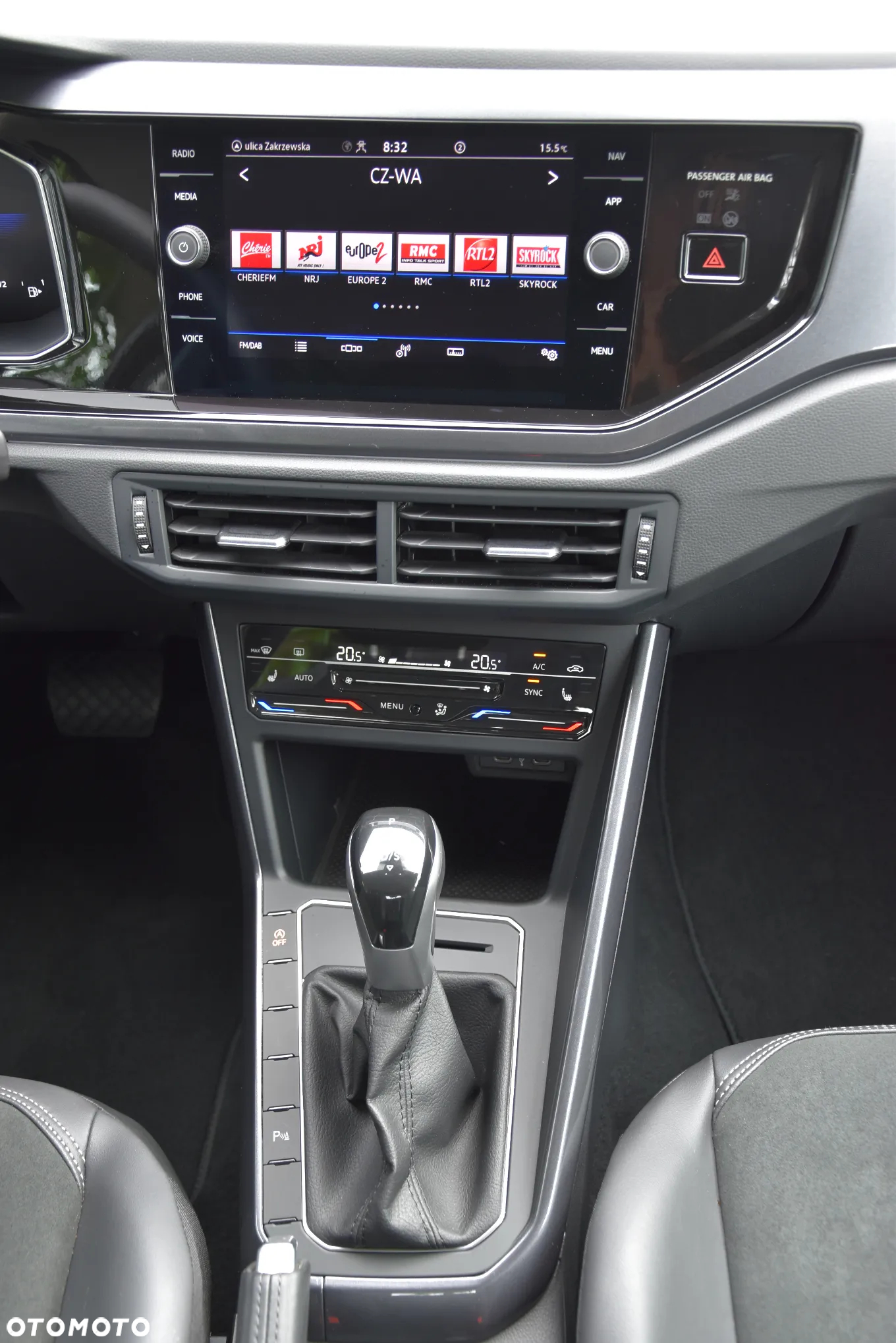 Volkswagen Polo 1.0 TSI DSG Highline - 16