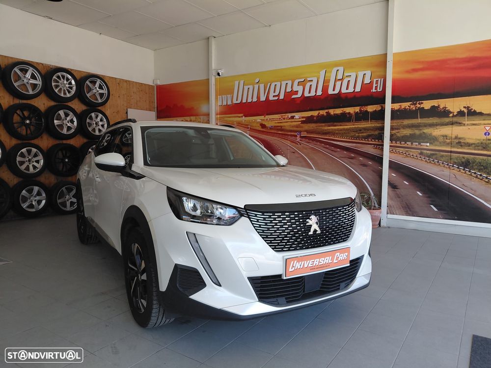 Peugeot 2008 1.2 PureTech Allure Pack — fotografia 24