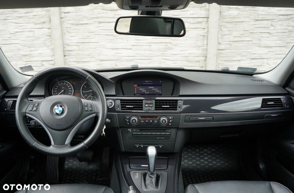 BMW Seria 3 - 12