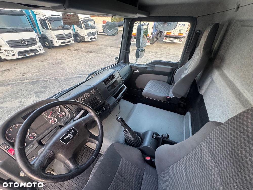 MAN TGM 15.240 - 8