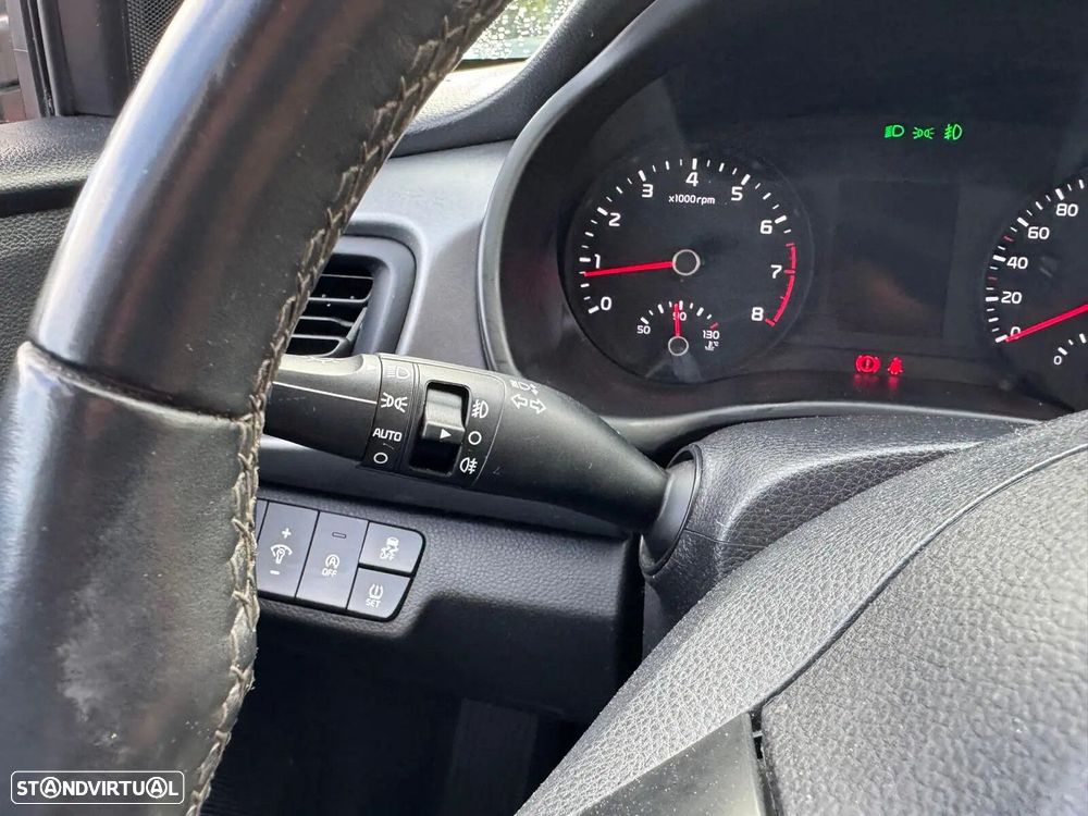 Kia Rio 1.2 CVVT Dynamic - 28