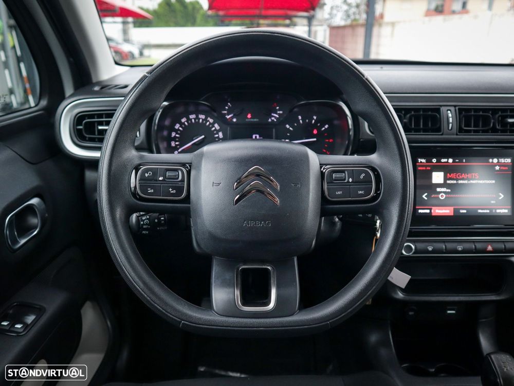 Citroën C3 1.2 PureTech Shine - 22