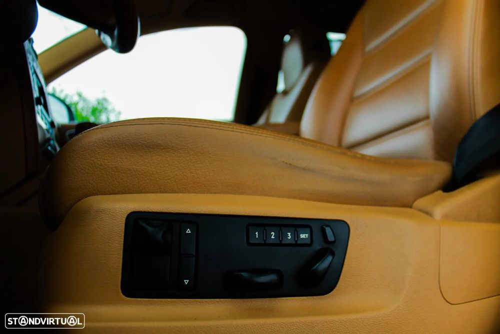 Porsche Cayenne Tiptronic - 13