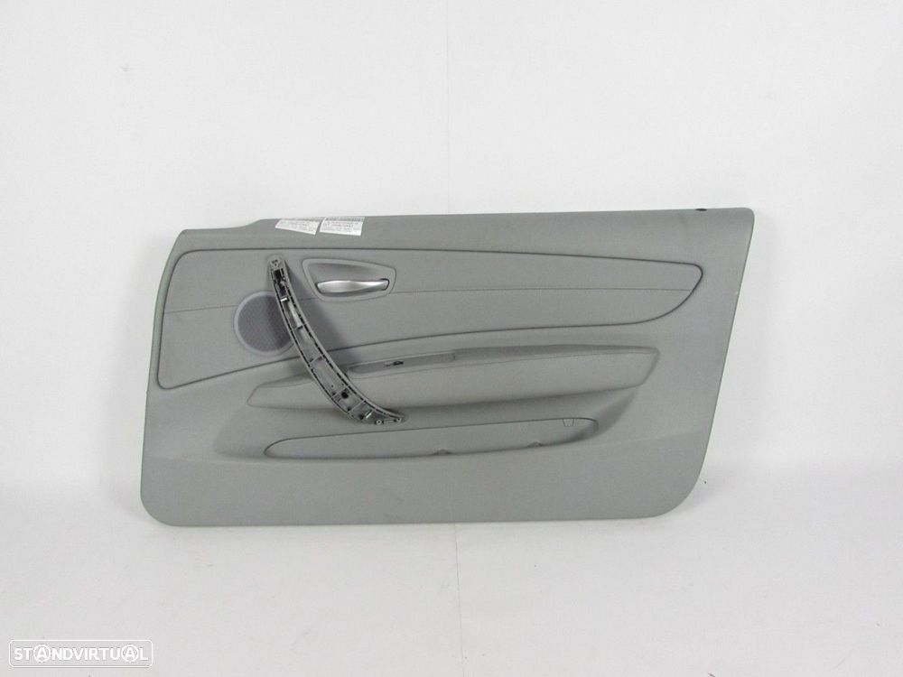 Forra da porta PELE CINZA Direito/Frente Seminovo/ Original BMW 1 (E81)/BMW 1 Co... - 1