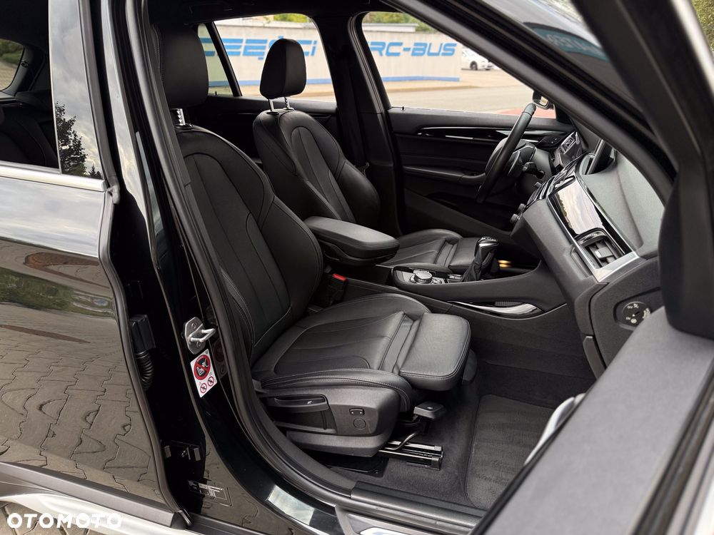 BMW X1 xDrive25d xLine - 27